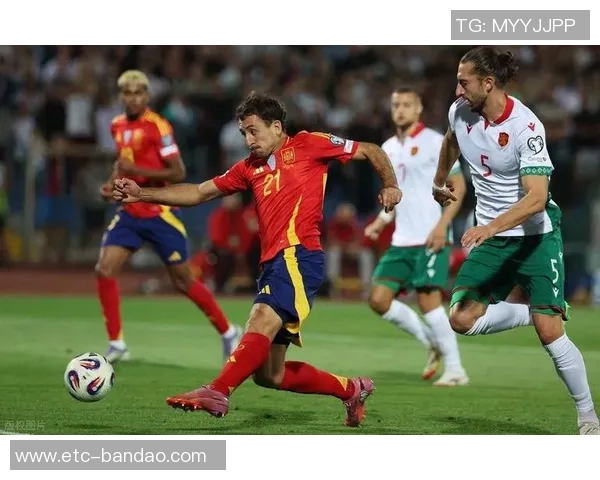 全球足球明星精彩瞬间全景展示与回顾合集