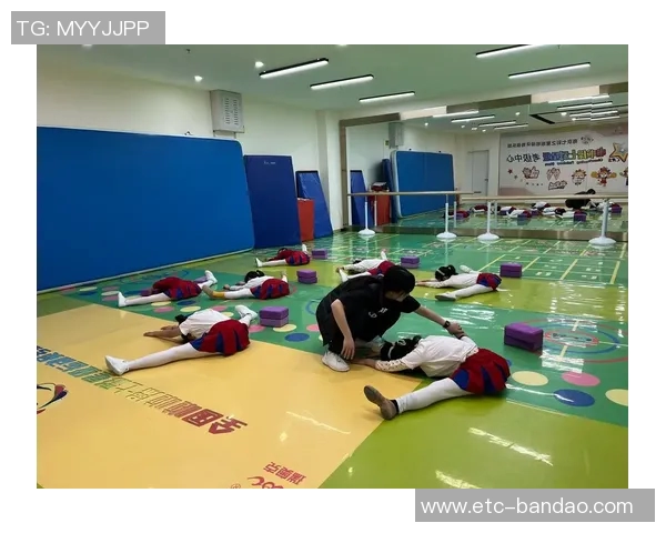 青少年体育培训的多重益处助力身心发展与社交能力提升 青少年体育培训的多重益处助力身心发展与社交能力提升